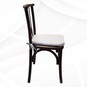 Rentamos Sillas Ary de madera