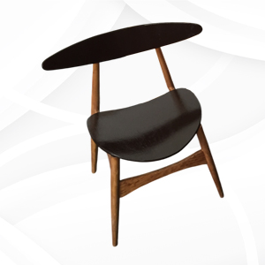 Rentamos Sillas Skoll de madera