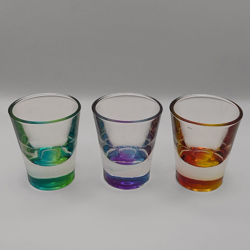 RENTA TEQUILERO CÓNICO CON FONDO DE COLOR